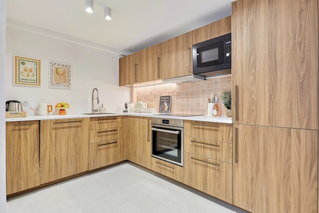 スーパー エアコン アパートメント パリ センター ブルス プレイス