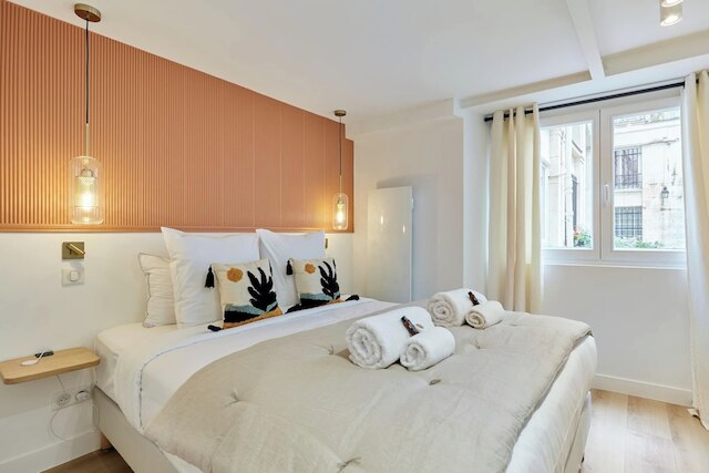 スーパー エアコン アパートメント パリ センター ブルス プレイス