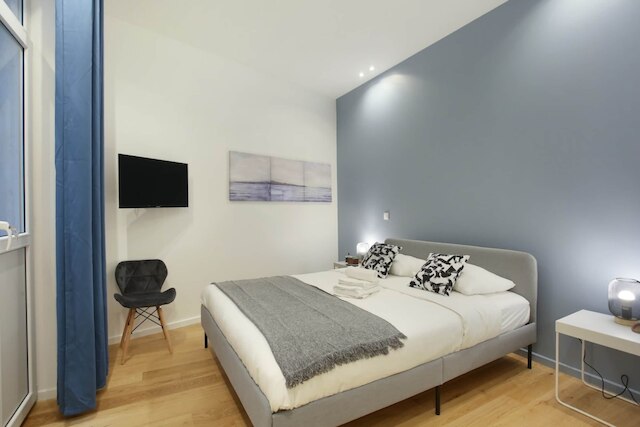 ニュー アパートメント センター オブ パリ