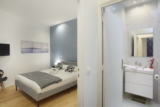 ニュー アパートメント センター オブ パリ