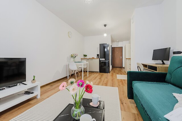 ショートステイポーランド ジュプニチャ B83