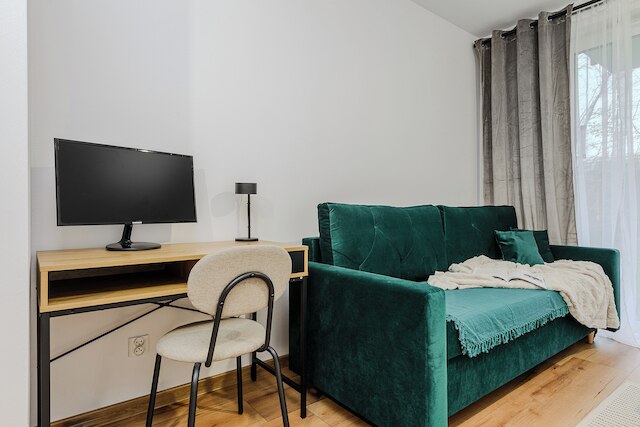 ショートステイポーランド ジュプニチャ B83