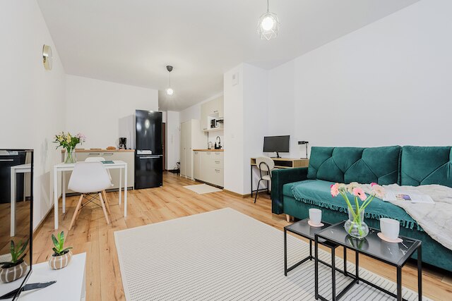 ショートステイポーランド ジュプニチャ B83