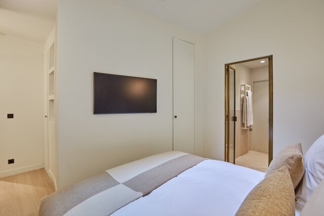 スタニング リノベーテッド アパートメント ルーブル パレロワイヤル