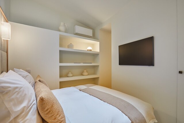 スタニング リノベーテッド アパートメント ルーブル パレロワイヤル