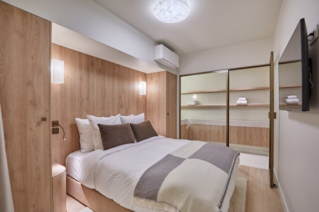 スタニング リノベーテッド アパートメント ルーブル パレロワイヤル