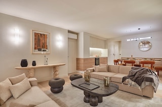 スタニング リノベーテッド アパートメント ルーブル パレロワイヤル