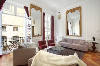 サンプチュアス アパートメント ルーブル ミュージアム コンコルド