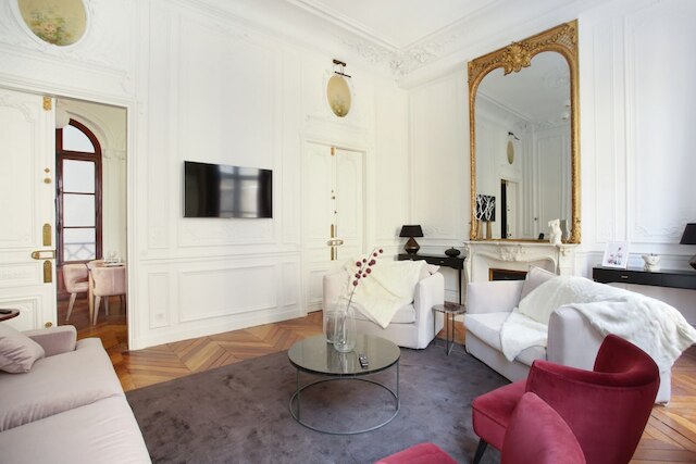 サンプチュアス アパートメント ルーブル ミュージアム コンコルド