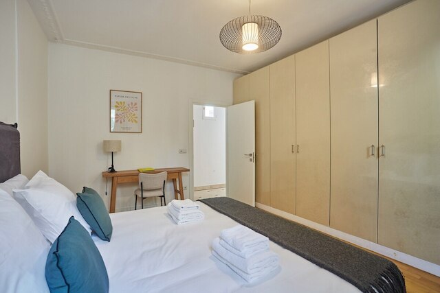 スーパーブ アパートメント センター オブ パリ / モンマルトル