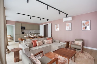 マグニフィセント ニュー アパートメント ボーボーグ/ル マレ