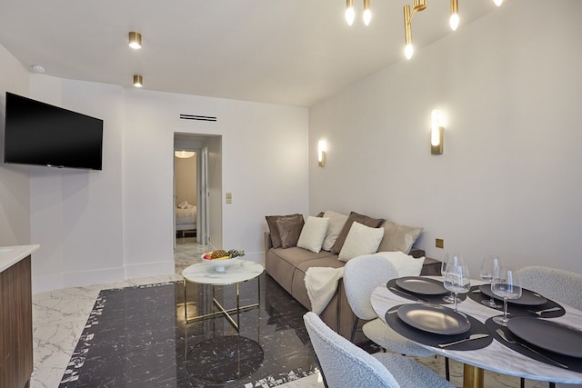 マグニフィセント ニュー アパートメント ルーブル パレ ロイヤル