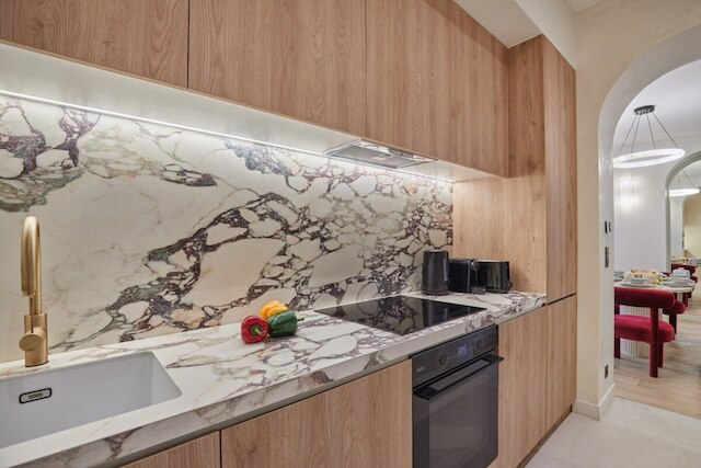 サブライム ニュー アパートメント ルーブル パレ ロワイヤル