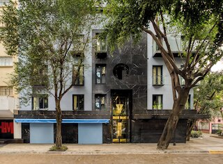 エル アルフォンザ