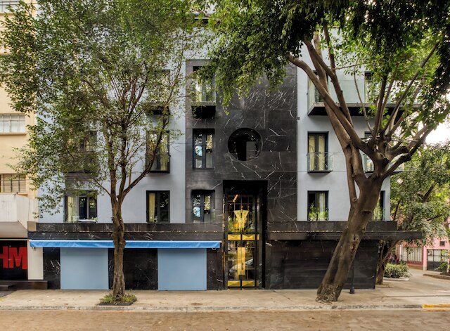 エル アルフォンザ