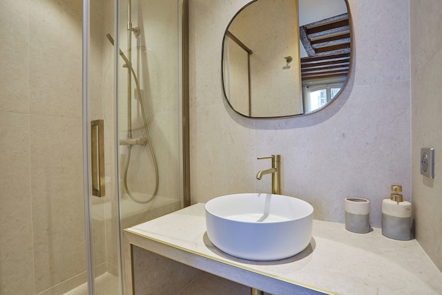 ニュー アパートメント センター オブ パリ プラス ドゥ ラ ブルス