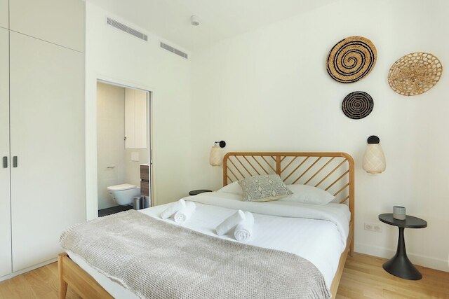 ラブリー アンド ニュー アパートメント センター オブ パリ