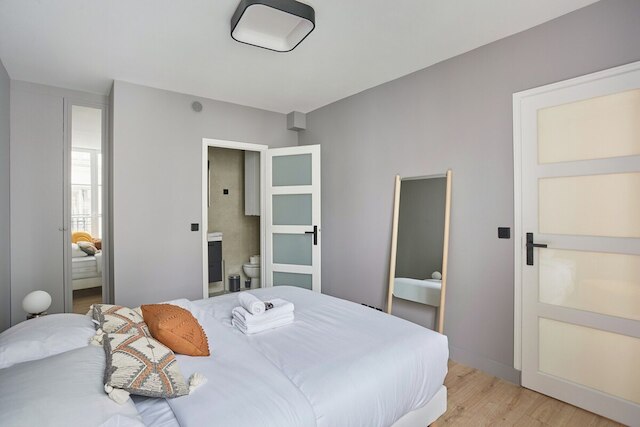 チャーミング アパートメント イン ザ センター オブ パリ / ブルス