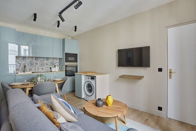 チャーミング アパートメント イン ザ センター オブ パリ / ブルス