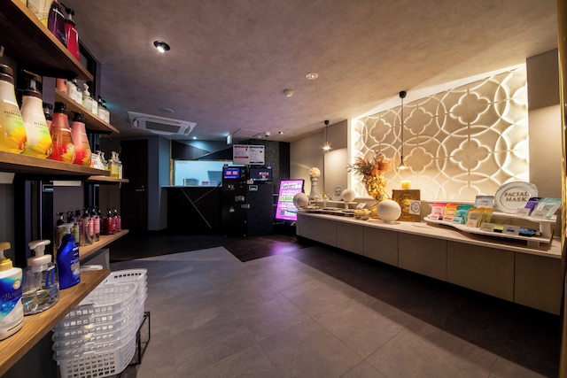 MANORHOUSE - Adult Only