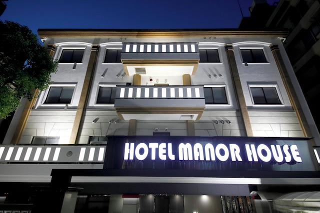 MANORHOUSE - Adult Only