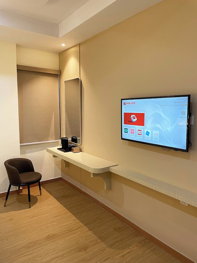 カウィ ジャヤ ホテル