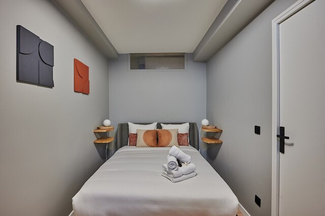 ベリー チャーミング アパートメント ルーブル パレ ロイヤル