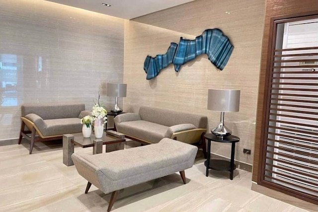 コンド ウィズ ウォーター ビューズ