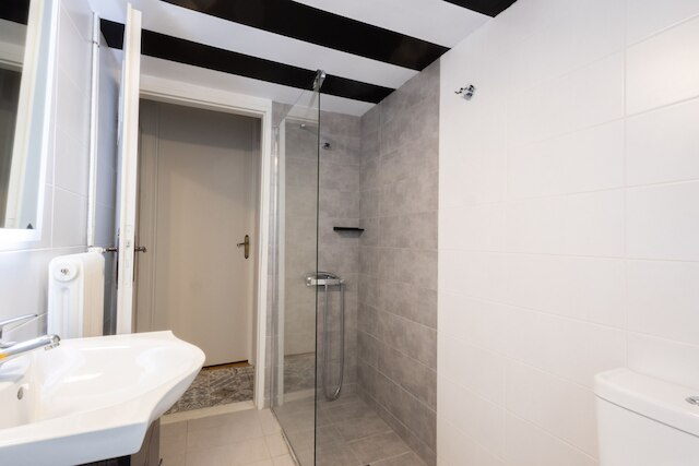 ヴィンテージ アクロポリス リトリート チャーミング 3 ベッドルーム イン クカキ