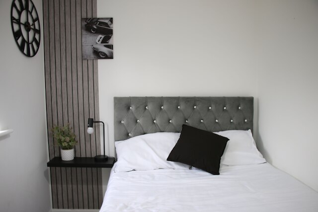 3 ベッドルーム ハウス クローズ トゥ シティ センター/ フリー パーキング