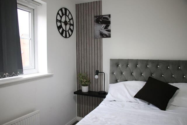 3 ベッドルーム ハウス クローズ トゥ シティ センター/ フリー パーキング