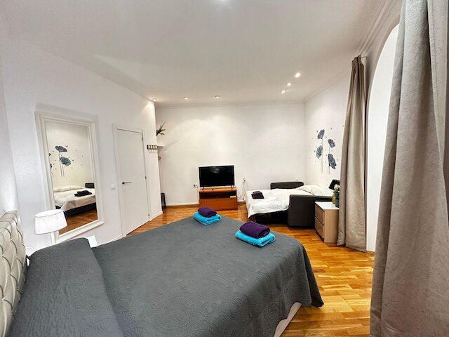 ルームズ カラブリア