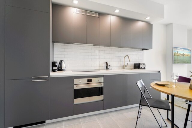 ブレステイキング ダウンタウン マイアミ アパート