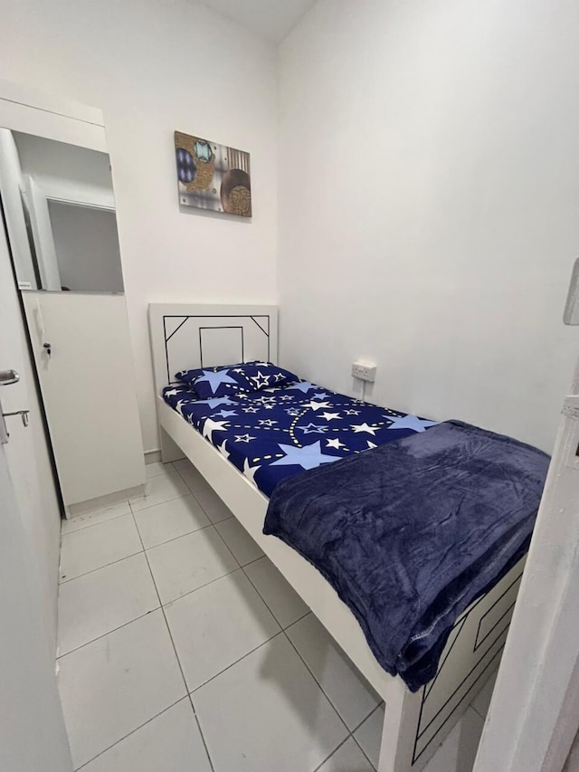 ユニセックス シングル パーティション ルームズ