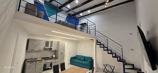 アパルティ ディモラ ディ パルテノペ ポンテヌオヴ