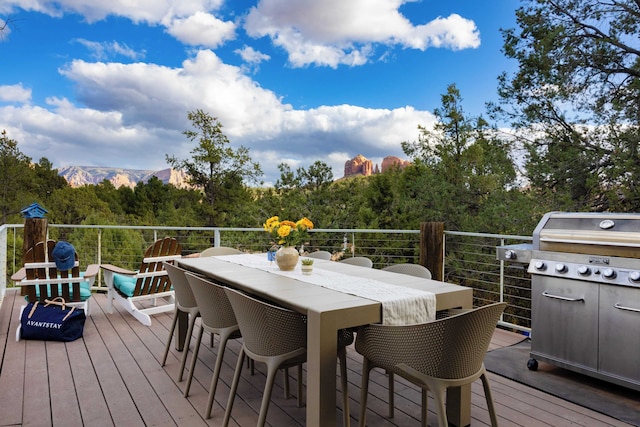 カテドラル ビュー バイ アバンステイ プール テーブル + ホット タブ