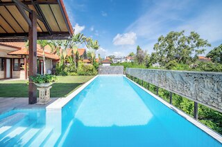 トロピカル ヴィラ アスマラ