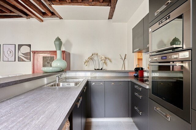 スーパーブ パリジャン アパートメント センター オブ パリ