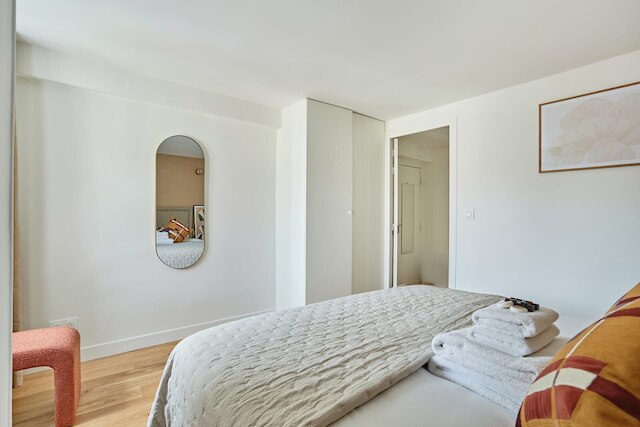 チャーミング フラット 1 ベッドルーム ル マレ ボーボーグ