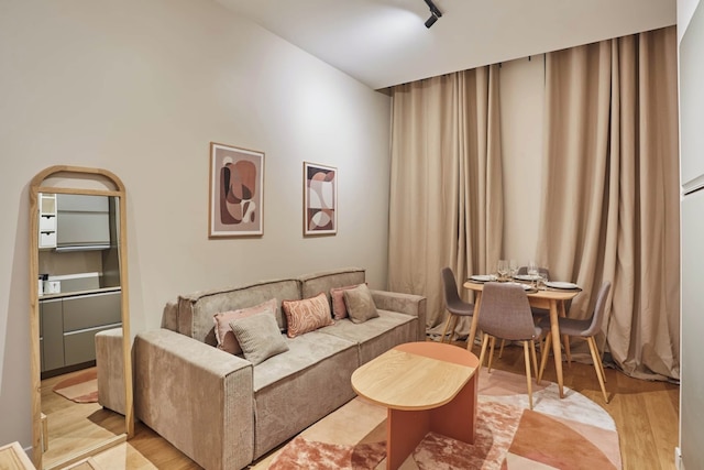 サブライム アンド ニュー アパートメント ノートルダム