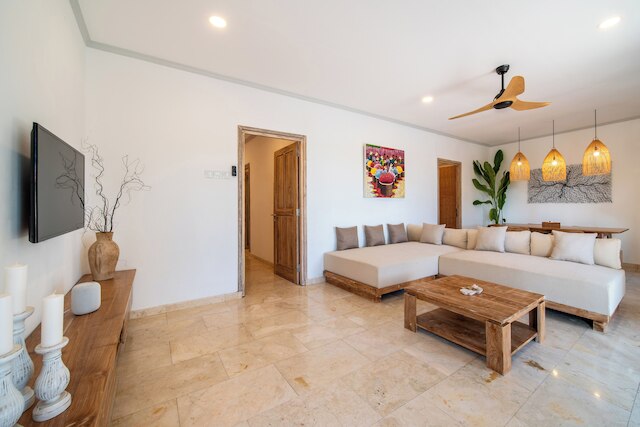 トロピカル ヴィラ インダ