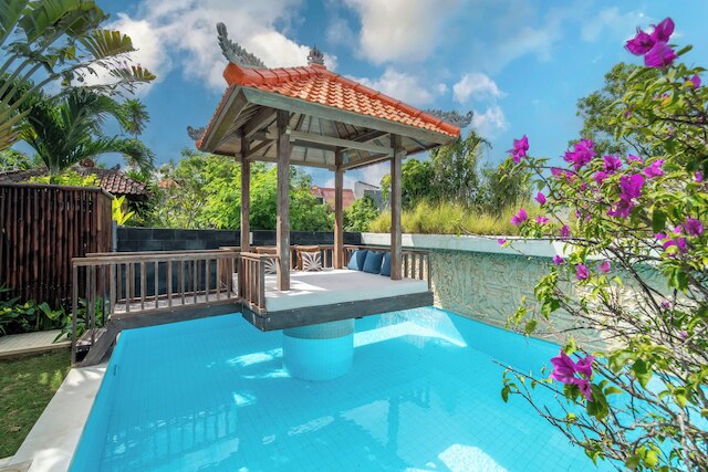 トロピカル ヴィラ セナン