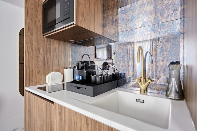 マグニフィセント ニュー スタジオ ルーブル パレ ロワイヤル