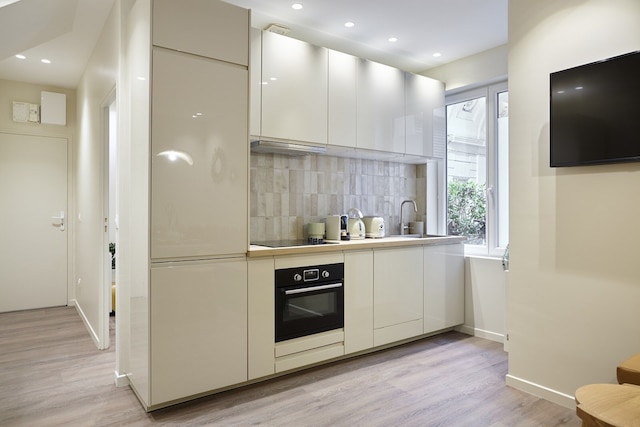 サブライム アンド ニュー アパートメント ル マレ / ボーブルグ