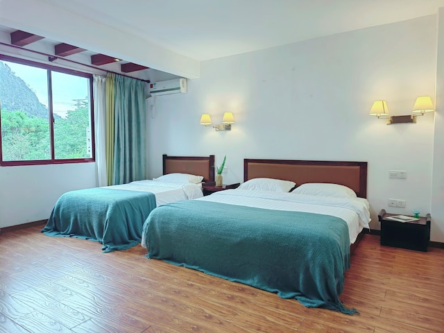 Castle peak yard Inn Guilin