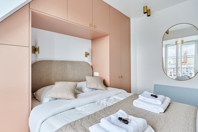 スーパーブ アパートメント サクレクール ウィズ エアコンディショナー