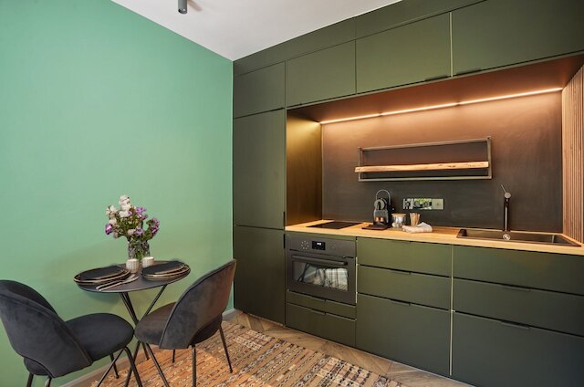 スーパー ニュー スタジオ イン ヌイイ ポルト マイヨ