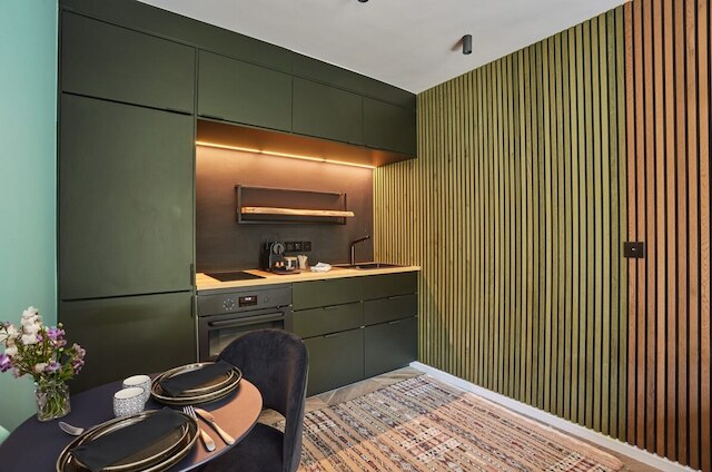 スーパー ニュー スタジオ イン ヌイイ ポルト マイヨ