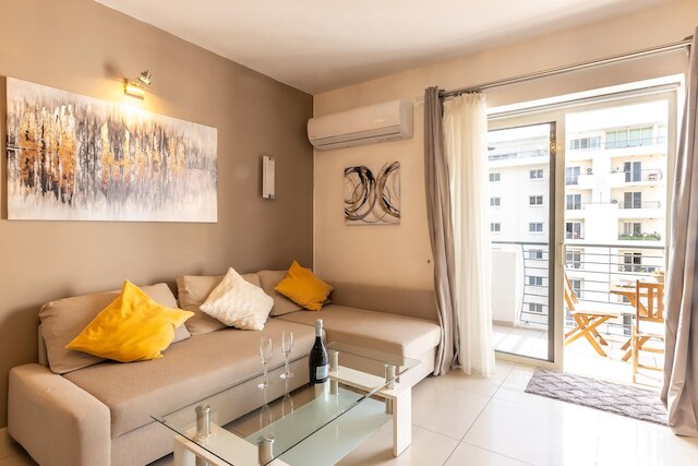 モダン ペントハウス サヴォイ ガーデン イン ジラ