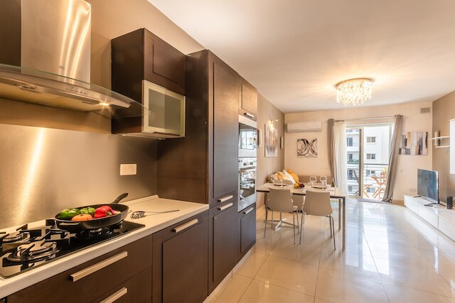 モダン ペントハウス サヴォイ ガーデン イン ジラ